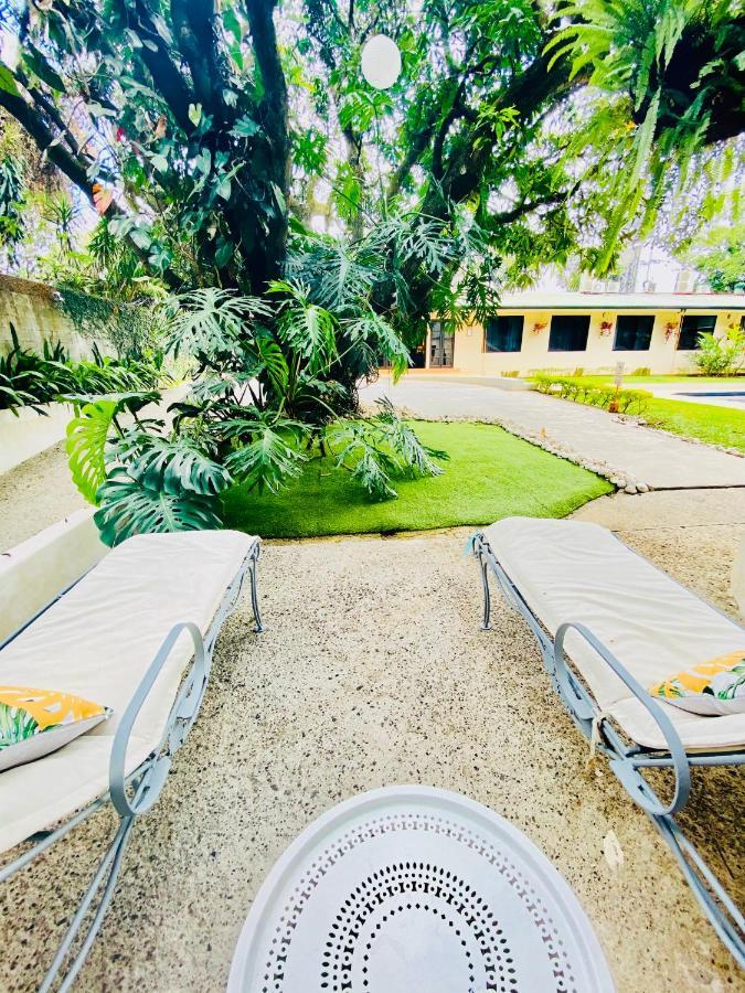 Hotel Mango Airport Río Segundo Zewnętrze zdjęcie