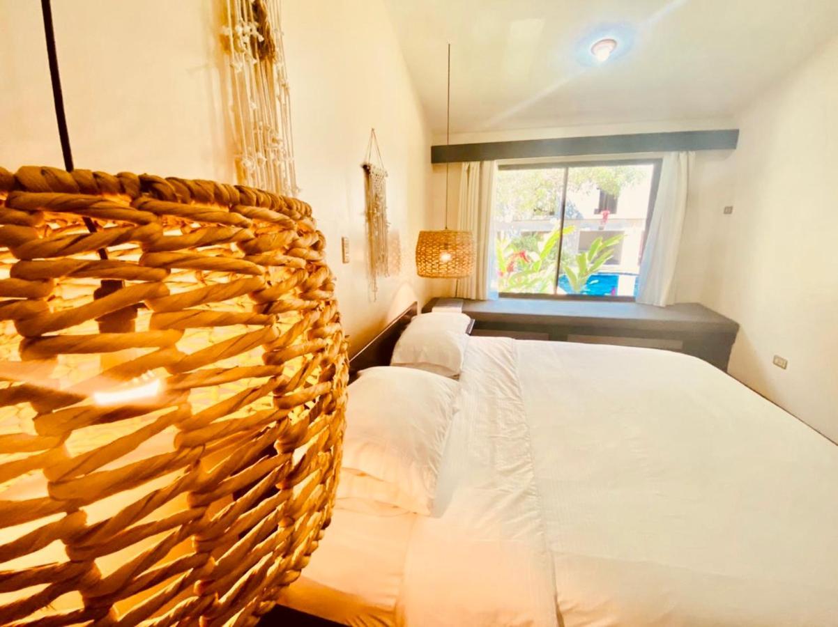 Hotel Mango Airport Río Segundo Zewnętrze zdjęcie