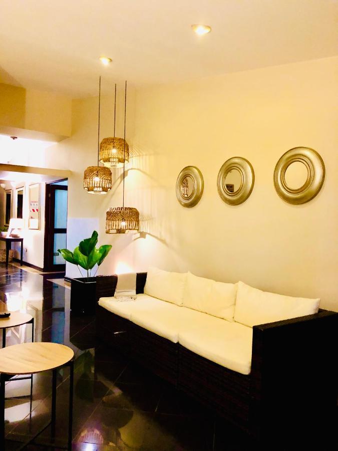 Hotel Mango Airport Río Segundo Zewnętrze zdjęcie